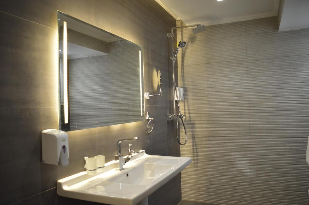 Nile Hotel 3*